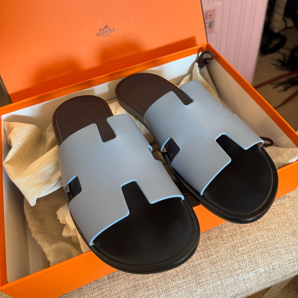 Hermes Izmir Sandals Men’s Size 41 - Authentic Light Blue H Slides with box